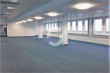 Attraktive Vakanzen im Haus der Wirtschaft – Sindelfingen - Innenansicht (77429)