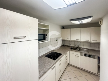 Möblierte Bürofläche mit Klimaanlage in guter Lage - Bürofläche (92073)