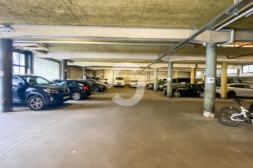Kornberg: Büroeinheit in zentraler Westlage mit historischem Charakter - Garage (85975)