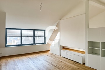 Stilvolle Stadtwohnung mit Panoramablick über Stuttgart - Wohn- und Schlafbereich (92730)