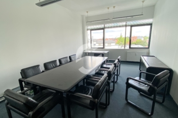 Großzügig geschnittene Büroflächen im Schillerhaus - Büro (86083)