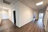 Flur - Vakante Bürofläche in Stuttgart Degerloch – 310 m²