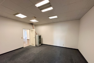 Vakante Bürofläche in Stuttgart Degerloch – 310 m² – 5 Stellplätze inklusive - Serverraum (89215)