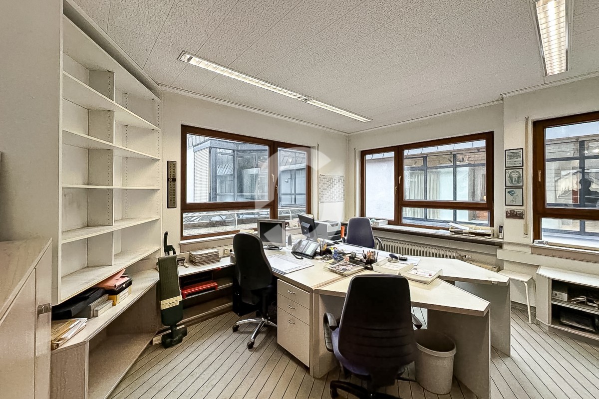 Büro