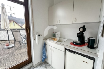 Möblierte Bürofläche mit Terrasse in S -West - Teeküche (93678)