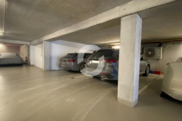 Exklusives Penthouse-Büro mit Dachterrasse & Top-Ausstattung in Stuttgart-Weilimdorf - Tiefgaragenstellplätze (91450)