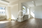 Büro - Bürofläche mit Terrasse in zentraler Lage – auch 1 Jahres MV möglich