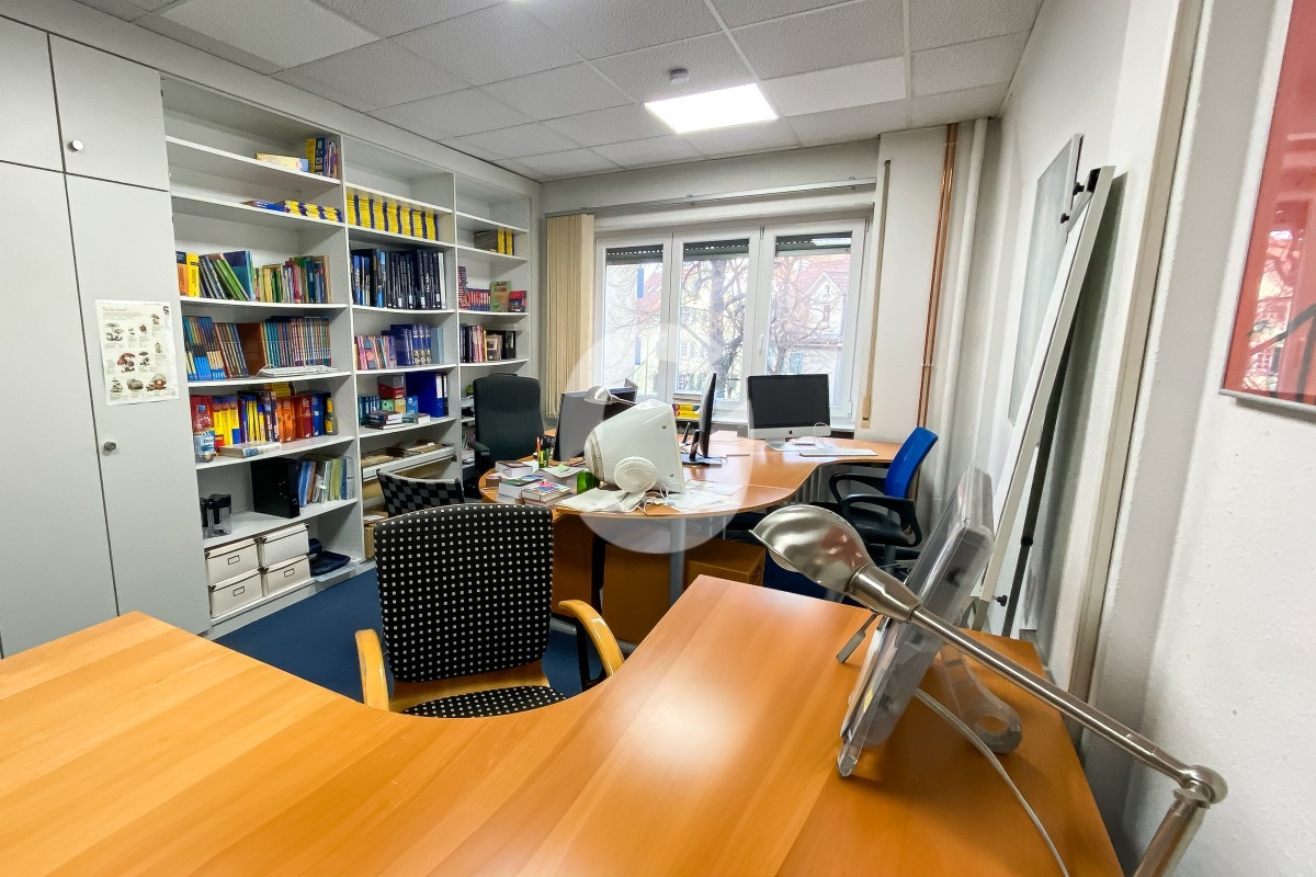 Büro